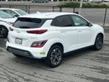 Used 2023 Hyundai Kona SE image 5