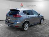 Used 2018 Nissan Rogue SV image 5