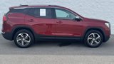Used 2021 GMC Terrain SLT w/ LPO, Bright Accent Package image 2