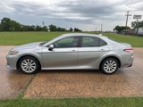 Used 2019 Toyota Camry L image 2