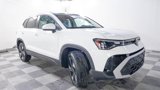 New 2025 Volkswagen Taos SE image 3