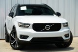 Used 2021 Volvo XC40 T4 R-Design image 4