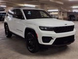 Used 2024 Jeep Grand Cherokee Altitude image 3