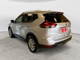 Used 2020 Nissan Rogue SV image 3