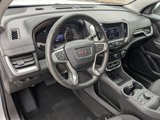 Used 2023 GMC Terrain SLE w/ Driver Convenience Package image 3