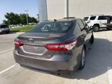 Used 2020 Toyota Camry LE image 3