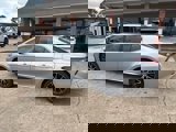 Used 2023 Toyota Camry SE image 3