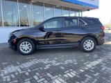 Used 2023 Chevrolet Equinox LS w/ LS Convenience Package image 2
