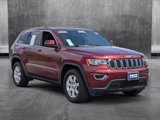Used 2019 Jeep Grand Cherokee Laredo image 3