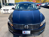 Used 2017 Volkswagen Passat 1.8T S image 2