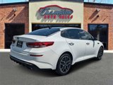 Used 2020 Kia Optima SE image 3