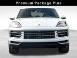Used 2024 Porsche Cayenne image 2