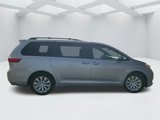 Used 2016 Toyota Sienna Limited Premium image 4