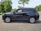 New 2025 Jeep Compass Latitude image 4