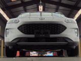 Used 2021 Ford Escape Titanium image 2