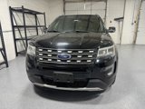 Used 2017 Ford Explorer XLT w/ Equipment Group 202A image 2