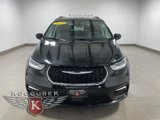 Used 2022 Chrysler Pacifica Touring-L image 2