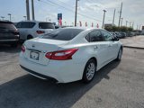 Used 2016 Nissan Altima 2.5 S w/ Power Driver Seat Package image 4