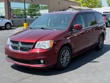 Used 2017 Dodge Grand Caravan SXT image 4