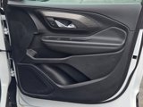 Certified 2023 GMC Terrain SLT image 5