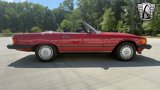 Used 1987 Mercedes-Benz 560 SL image 3