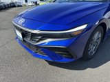 Used 2024 Hyundai Elantra Blue image 3