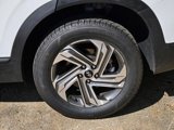 Used 2023 Hyundai Santa Fe SEL image 4