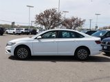 Certified 2020 Volkswagen Jetta SE image 4