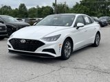 Used 2022 Hyundai Sonata SEL w/ Convenience Package image 3