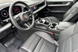 Certified 2025 Porsche Cayenne image 4