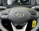 New 2025 Hyundai Venue SE image 5
