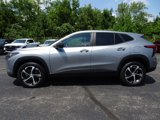 Used 2024 Chevrolet Trax RS w/ Sunroof Package image 2