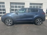 Used 2022 Kia Sportage LX image 2