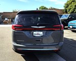 New 2025 Chrysler Pacifica Select image 4