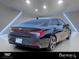 Used 2023 Hyundai Elantra Limited w/ Preferred Accessory Package image 2