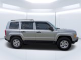 Used 2017 Jeep Patriot Sport image 2