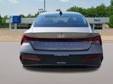 New 2025 Hyundai Elantra SE image 5