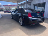 Used 2019 Chrysler 300 Limited image 2