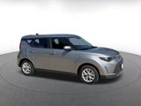 Used 2025 Kia Soul LX w/ LX Technology Package image 2