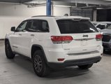 Used 2018 Jeep Grand Cherokee Limited w/ Luxury Group II image 5