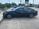 Used 2024 Nissan Altima 2.5 SV image 4