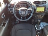 Used 2022 Jeep Renegade Altitude image 3