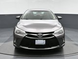 Used 2017 Toyota Camry LE image 2