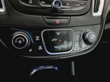 Used 2018 Chevrolet Malibu LT w/ Leather Package image 5