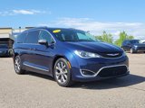 Used 2019 Chrysler Pacifica Limited w/ Tire & Wheel Group image 2