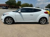 Used 2016 Hyundai Veloster image 2