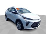 Certified 2022 Chevrolet Bolt EUV LT w/ Comfort Package image 2