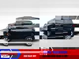 Used 2018 Chrysler Pacifica Touring-L w/ Advanced Safetytec Group image 3