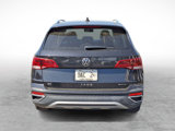 Used 2022 Volkswagen Taos SE w/ Panoramic Sunroof Package image 4