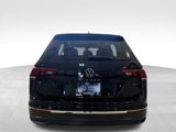 Certified 2022 Volkswagen Tiguan SE w/ Panoramic Sunroof Package image 6